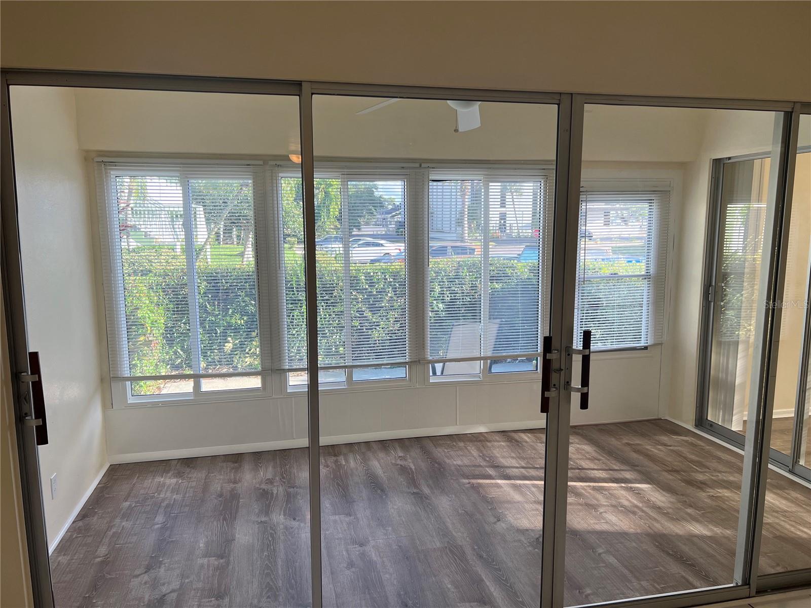 Image 10 of 25 For 1433 Belcher Road B7