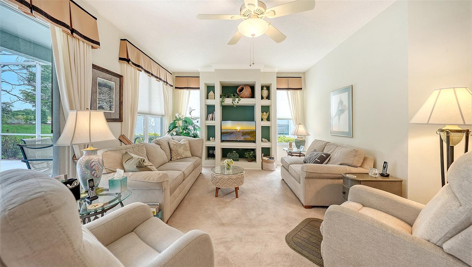 Image 13 of 70 For 4905 Thames Lane