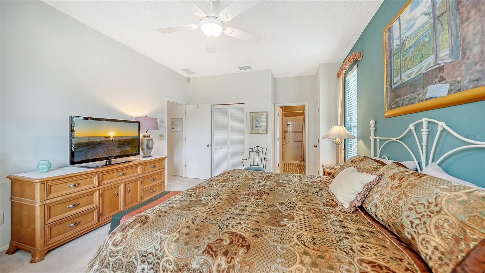 Image 29 of 70 For 4905 Thames Lane