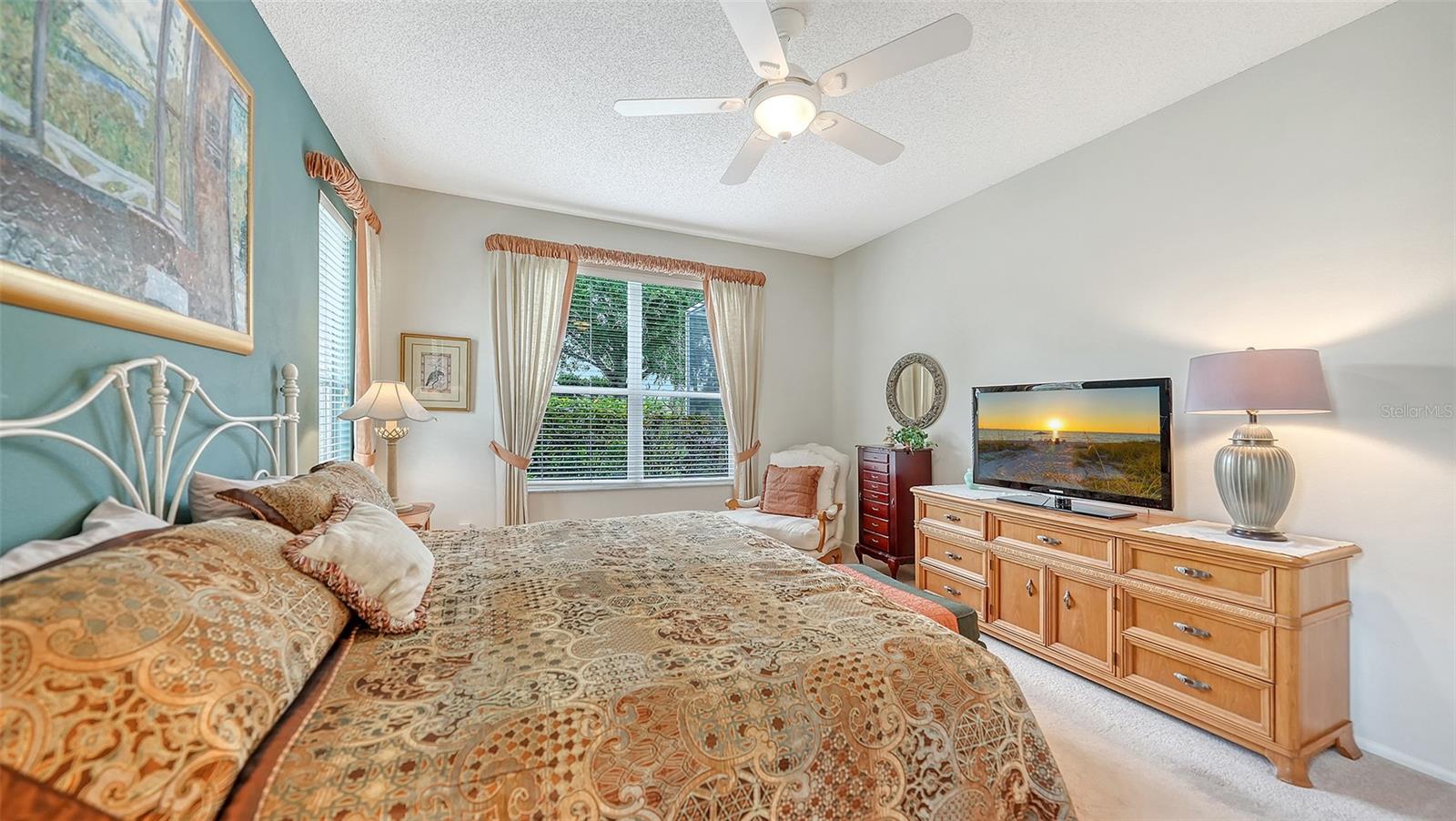 Image 30 of 70 For 4905 Thames Lane