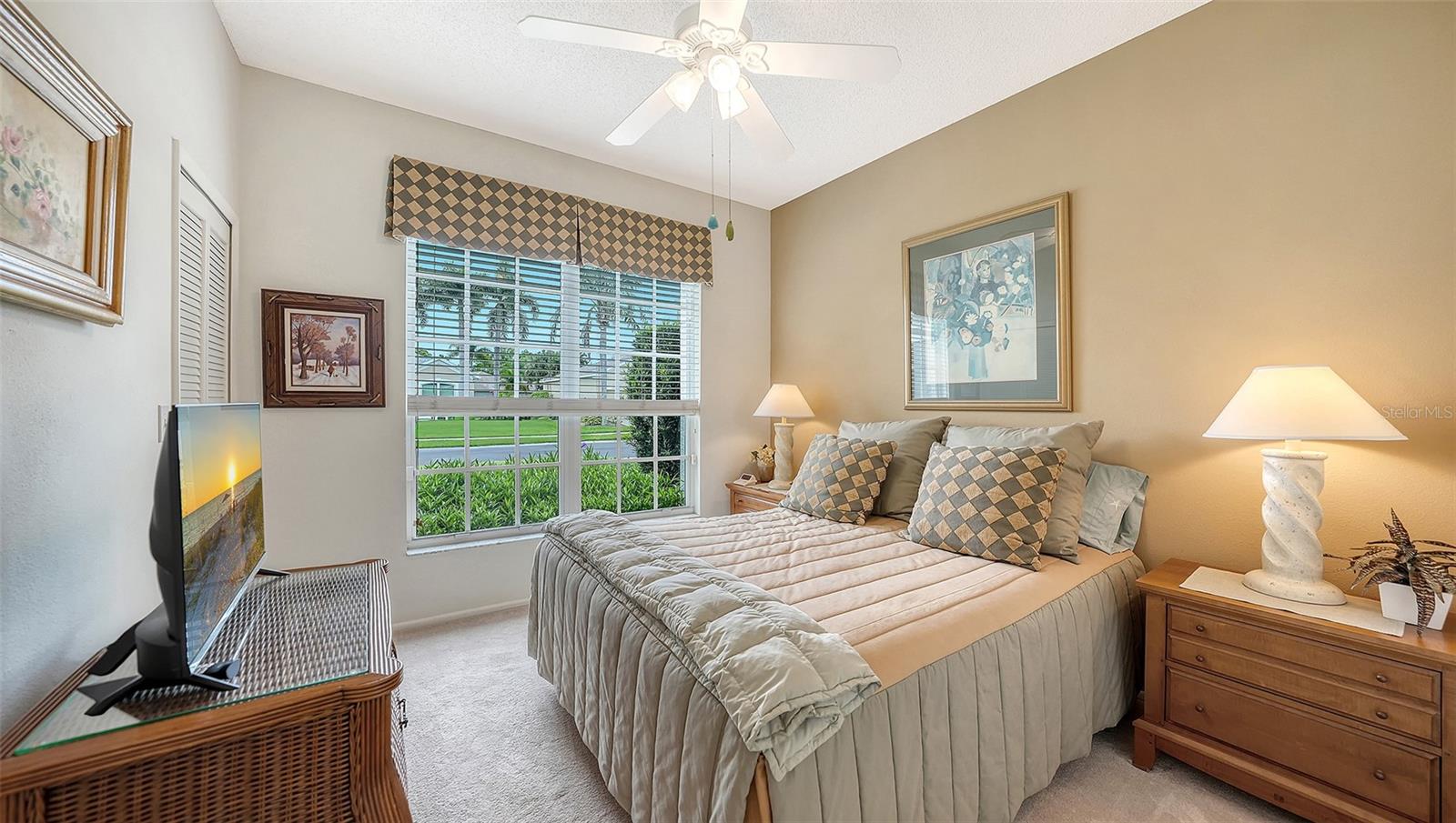 Image 35 of 70 For 4905 Thames Lane