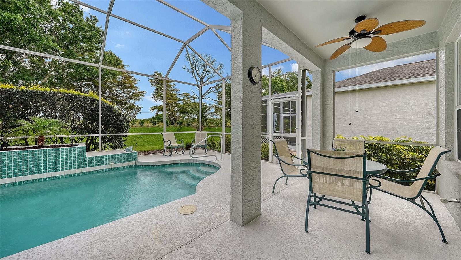 Image 39 of 70 For 4905 Thames Lane