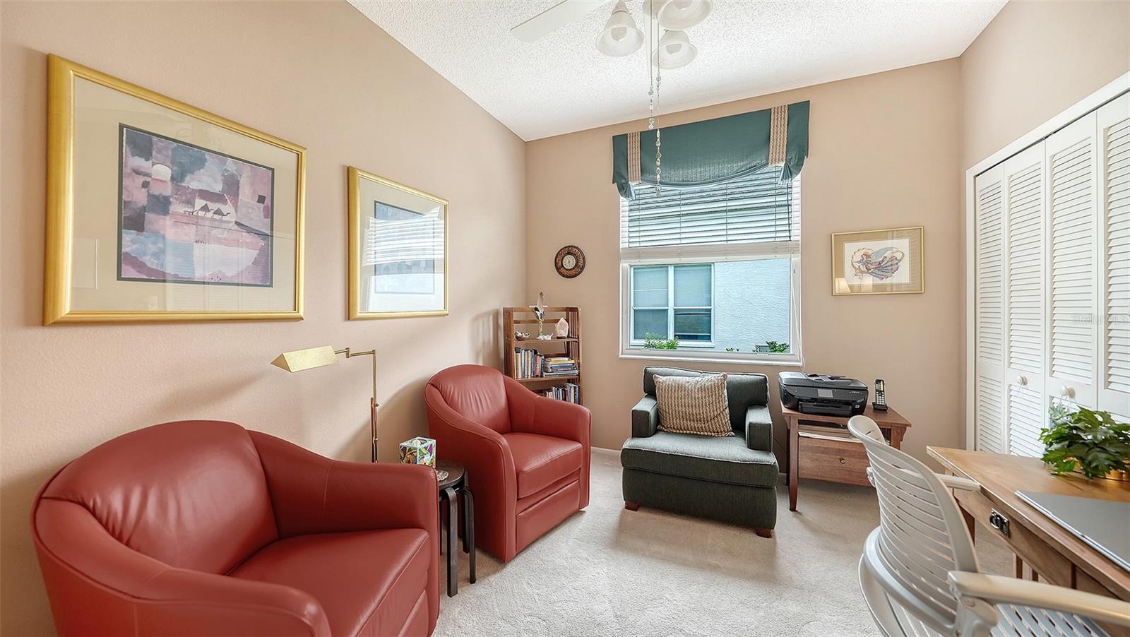 Image 5 of 70 For 4905 Thames Lane