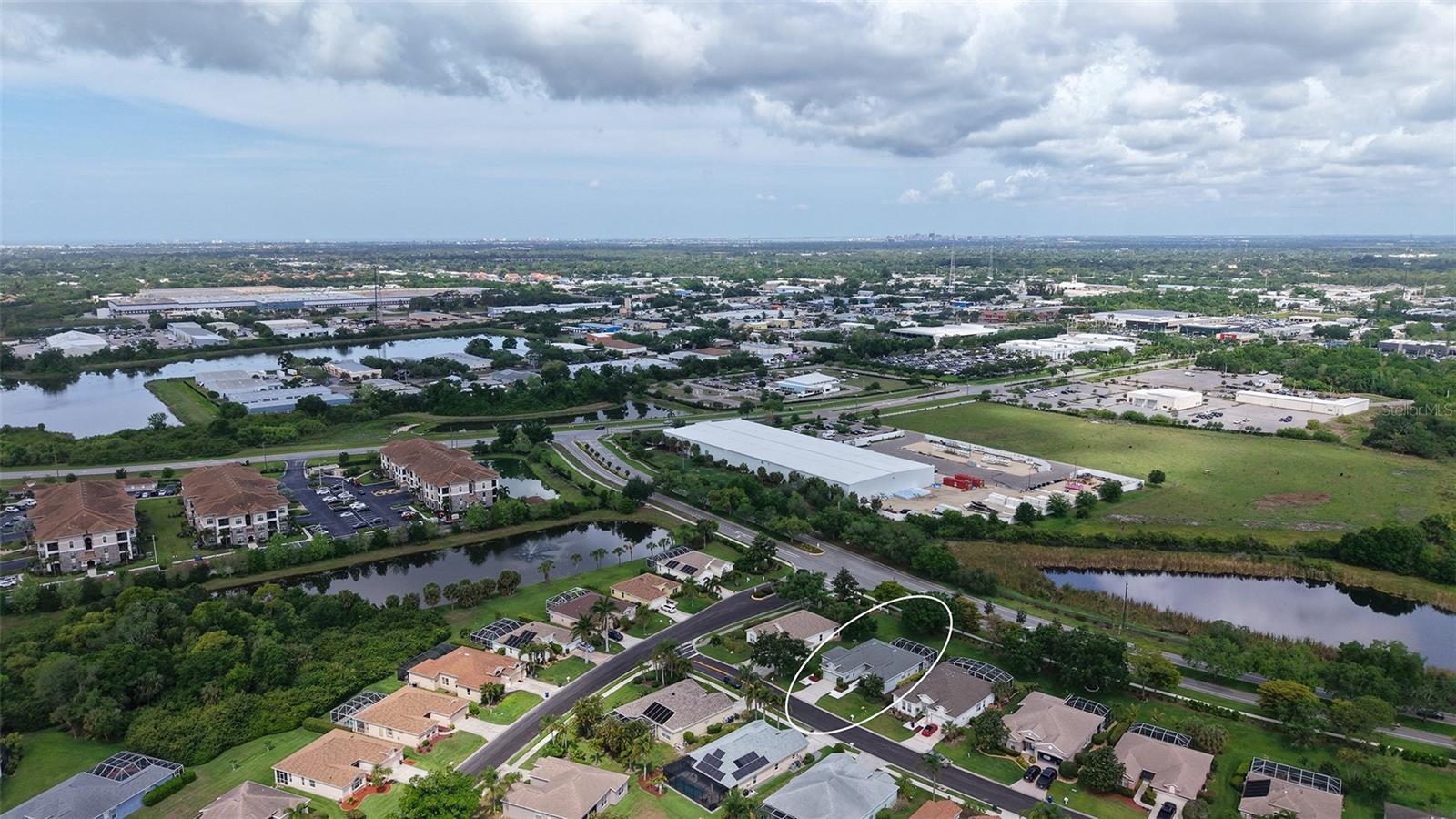 Image 50 of 70 For 4905 Thames Lane