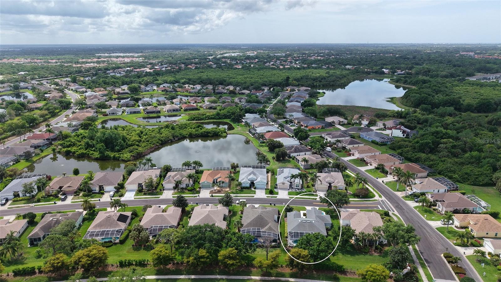 Image 52 of 70 For 4905 Thames Lane