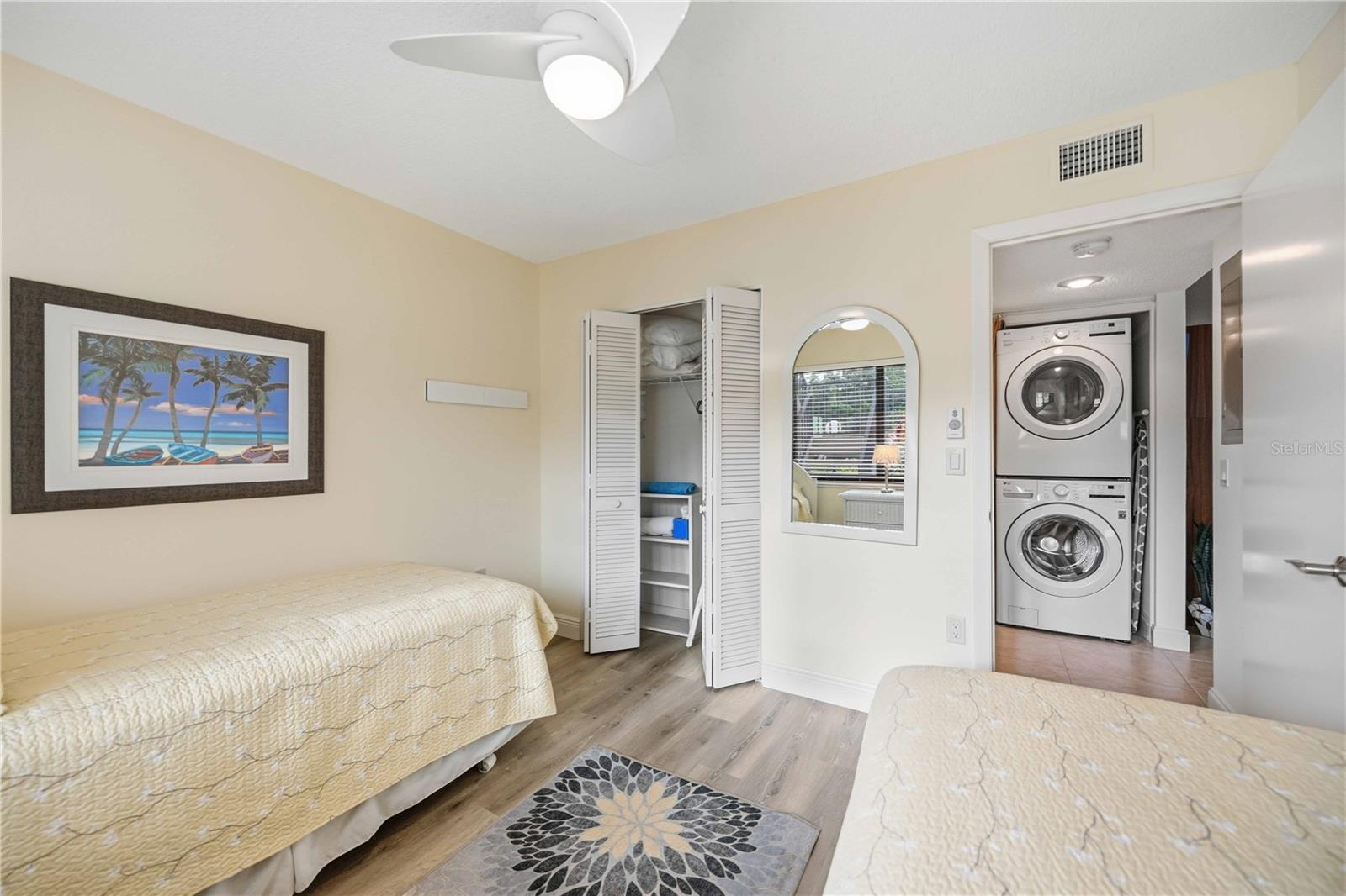 Image 19 of 64 For 7754 Eagle Creek Drive 7512