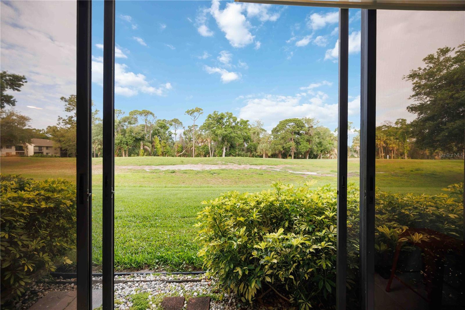 Image 40 of 64 For 7754 Eagle Creek Drive 7512