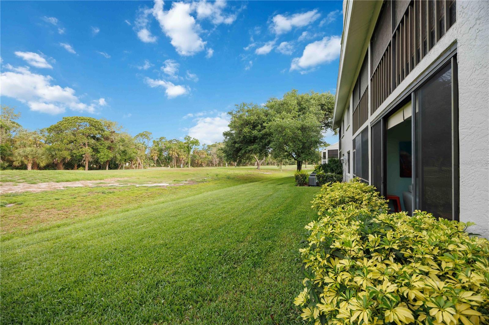 Image 43 of 64 For 7754 Eagle Creek Drive 7512