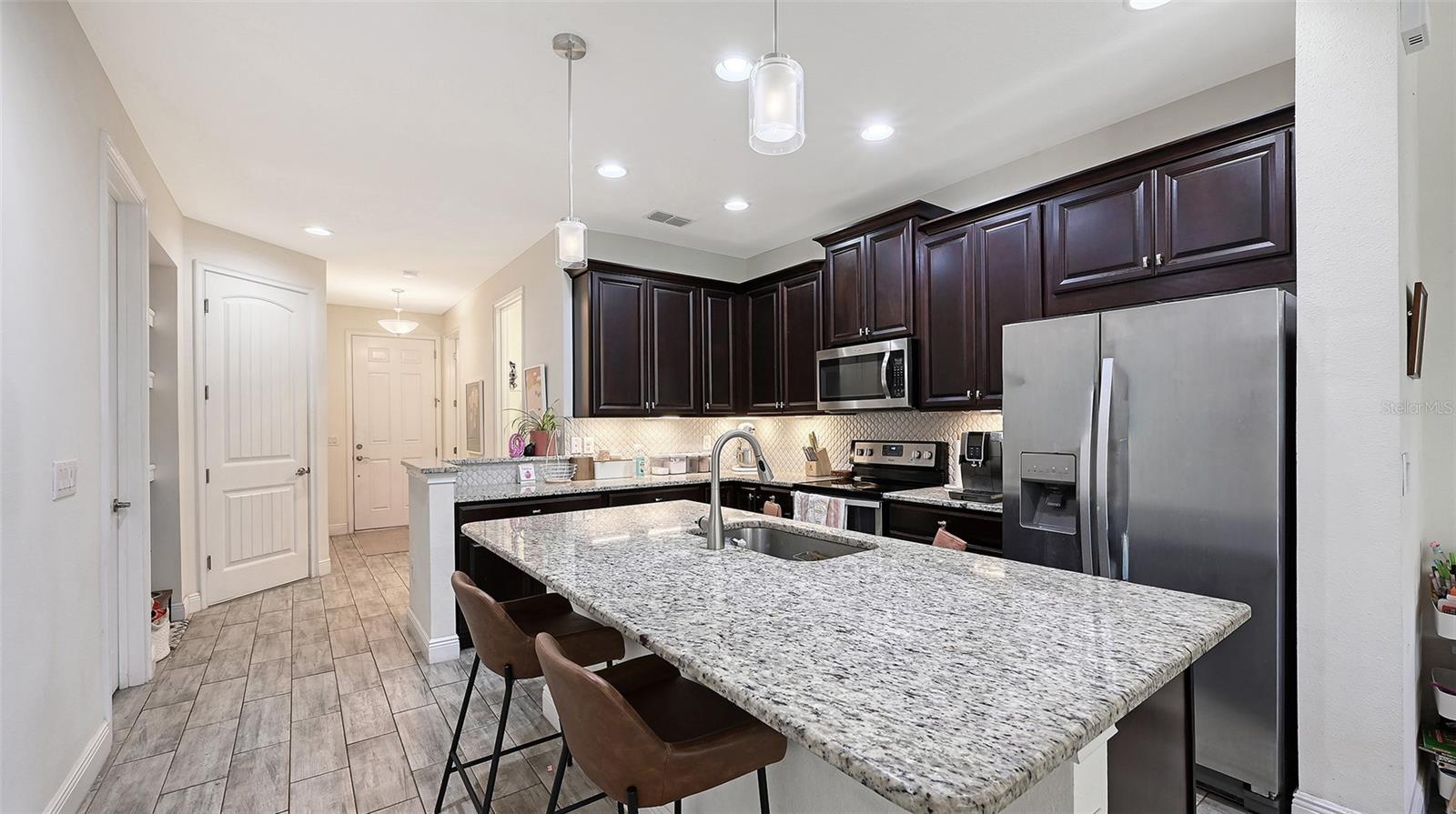 Image 21 of 61 For 3693 Divot Lane