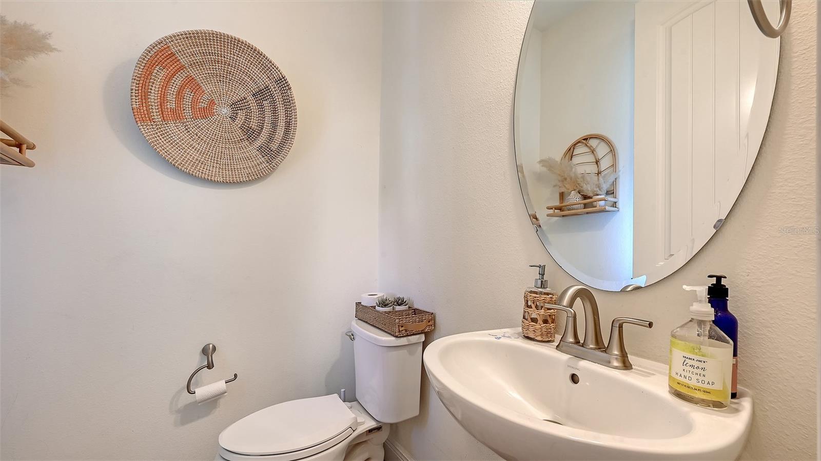 Image 22 of 61 For 3693 Divot Lane