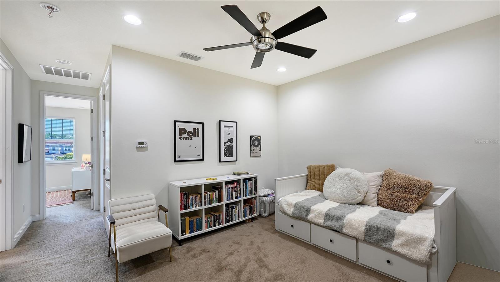 Image 28 of 61 For 3693 Divot Lane