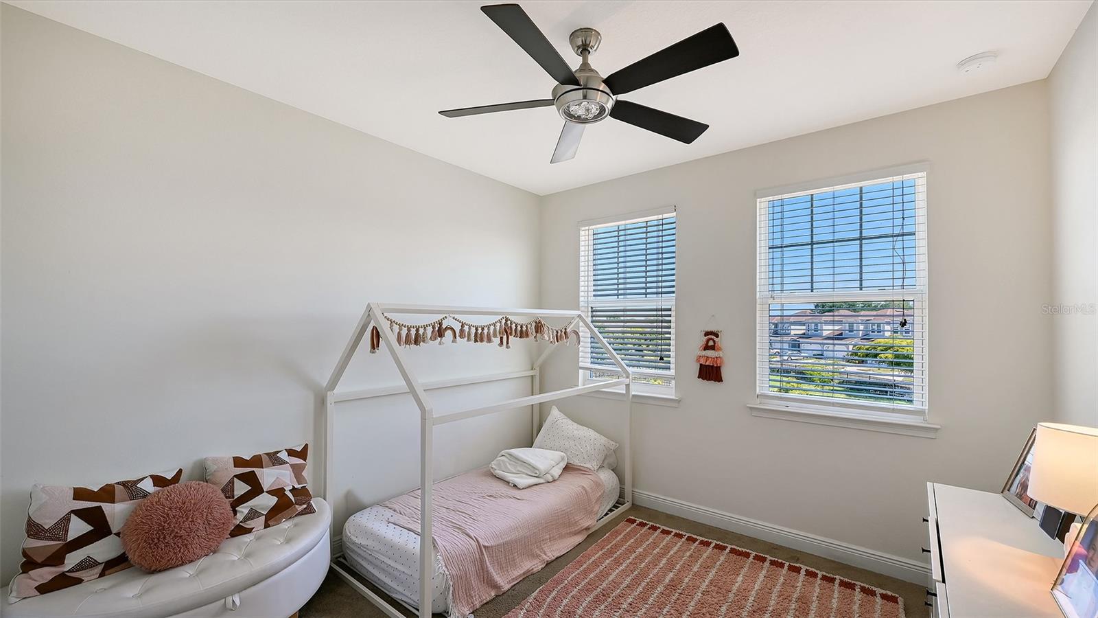 Image 34 of 61 For 3693 Divot Lane