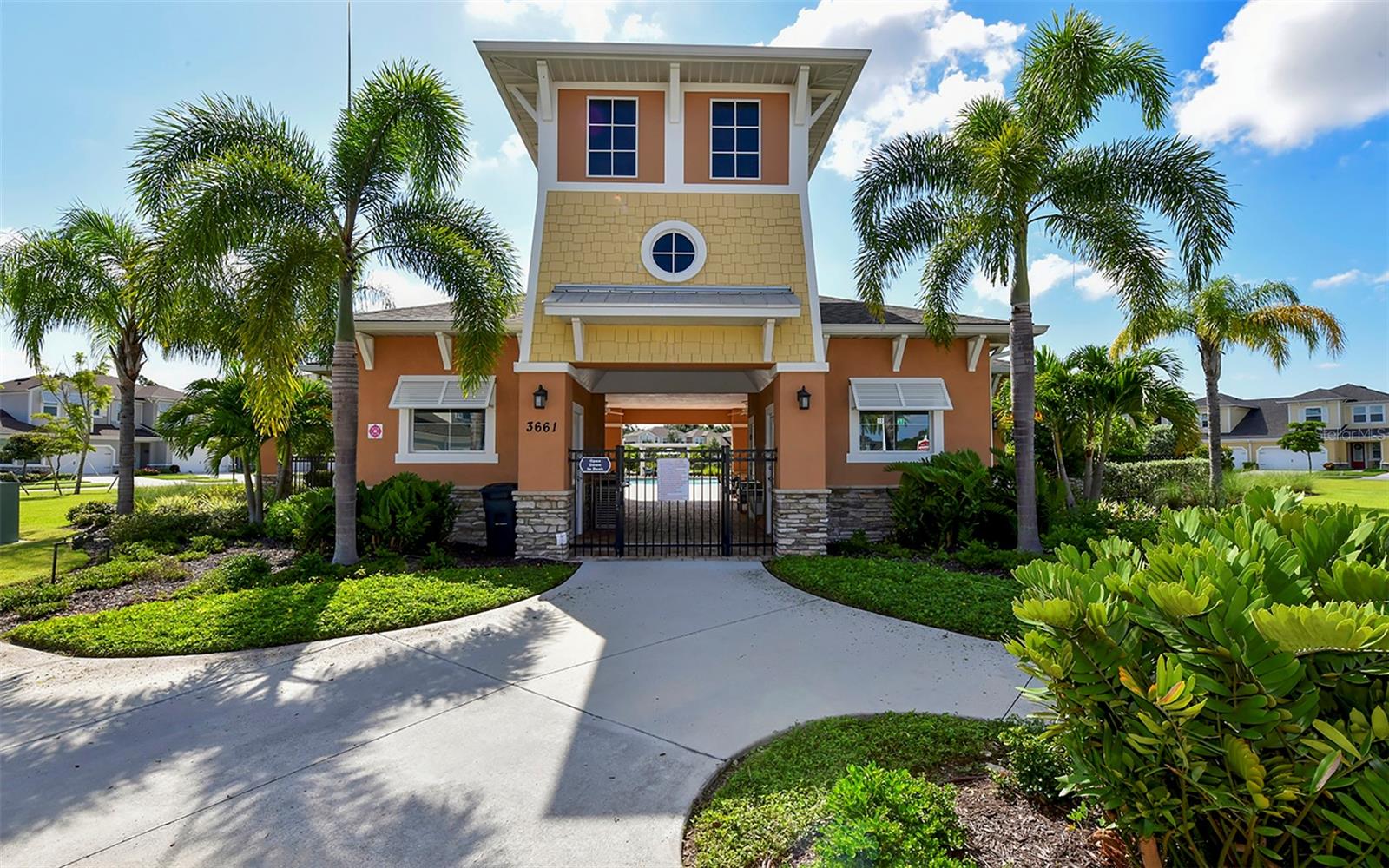 Image 45 of 61 For 3693 Divot Lane