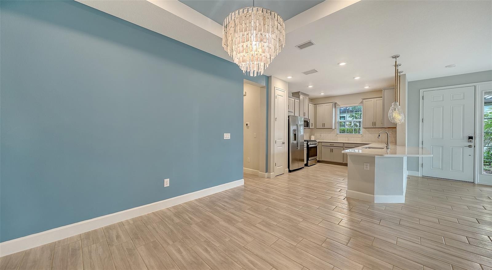 Image 18 of 94 For 10089 Morning Mist Ln Lane