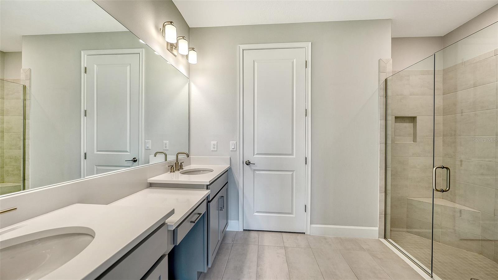 Image 25 of 94 For 10089 Morning Mist Ln Lane