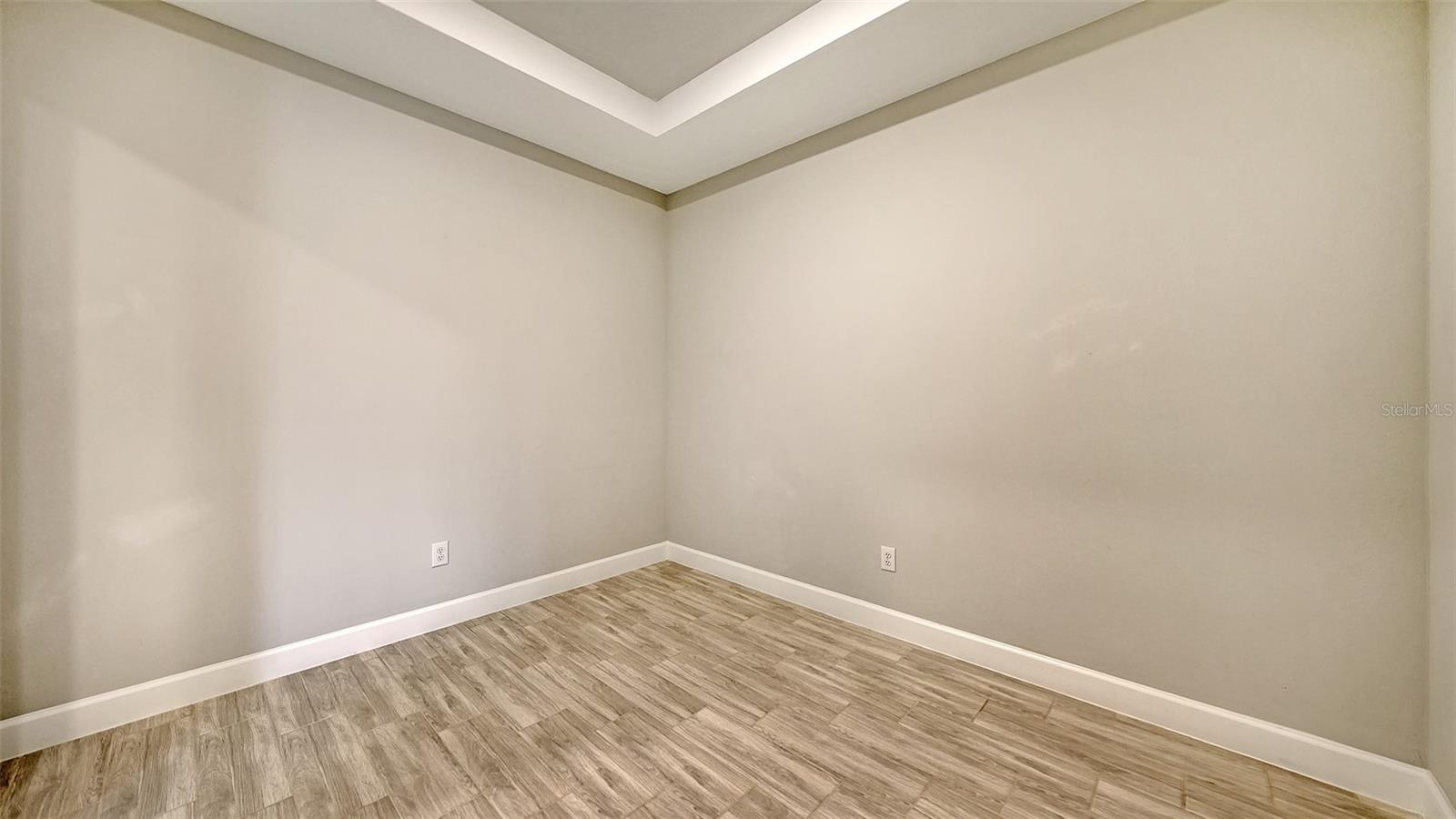 Image 31 of 94 For 10089 Morning Mist Ln Lane