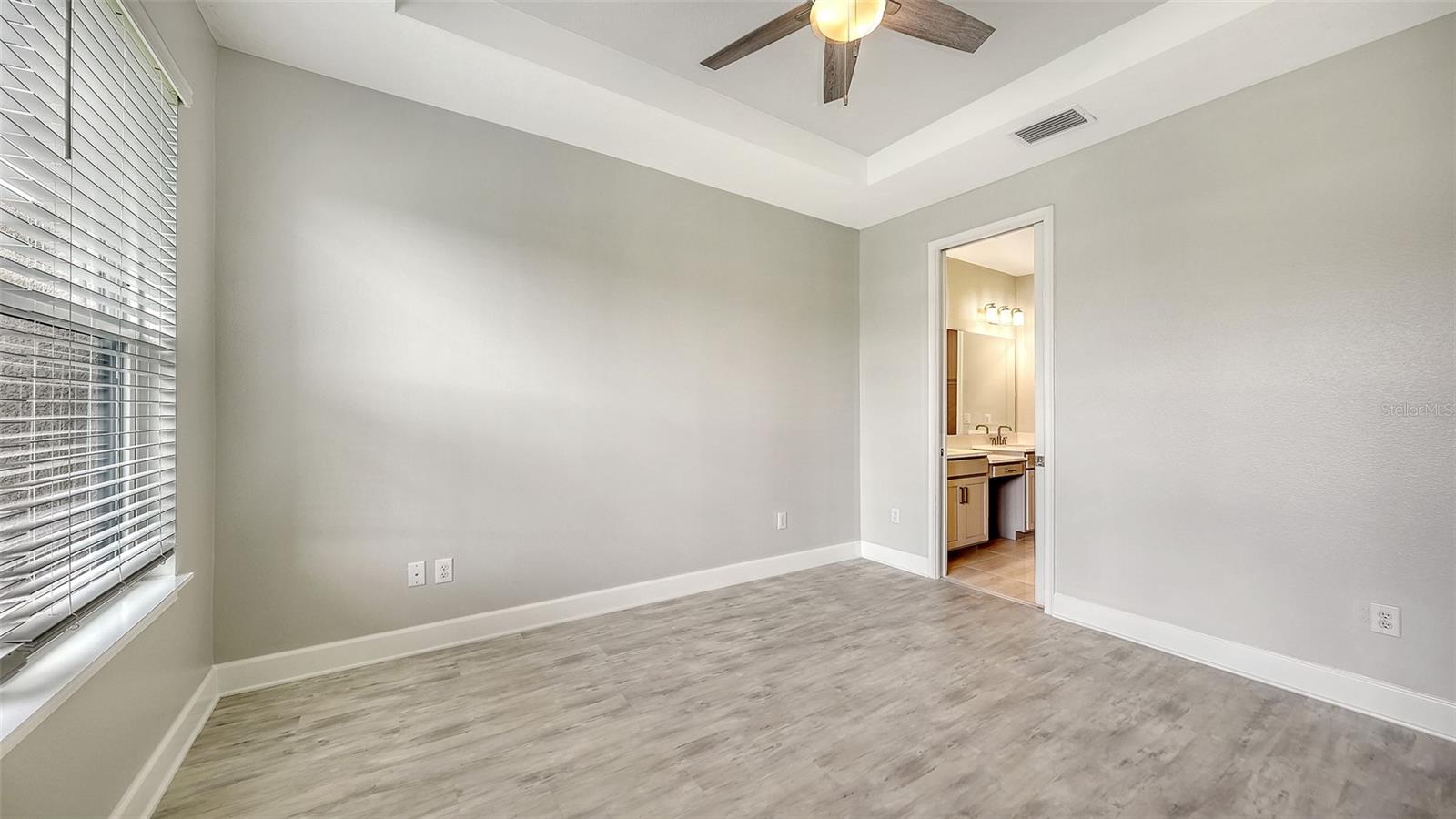 Image 32 of 94 For 10089 Morning Mist Ln Lane