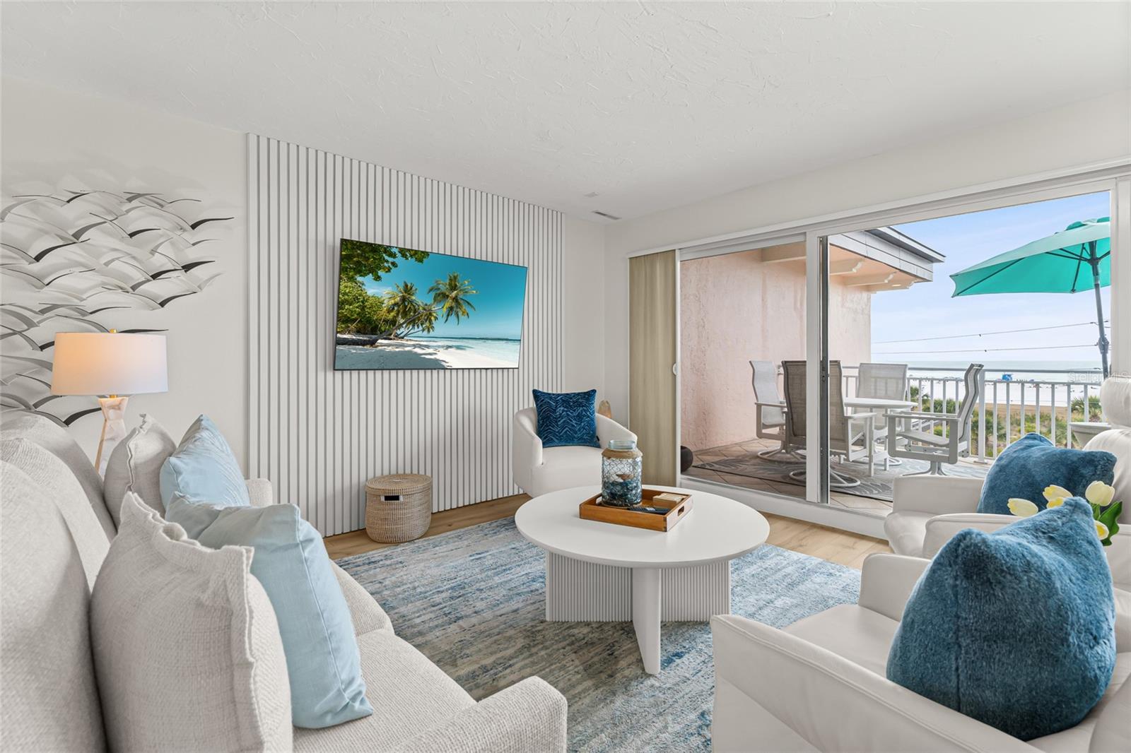 Image 10 of 38 For 711 Beach Road 408