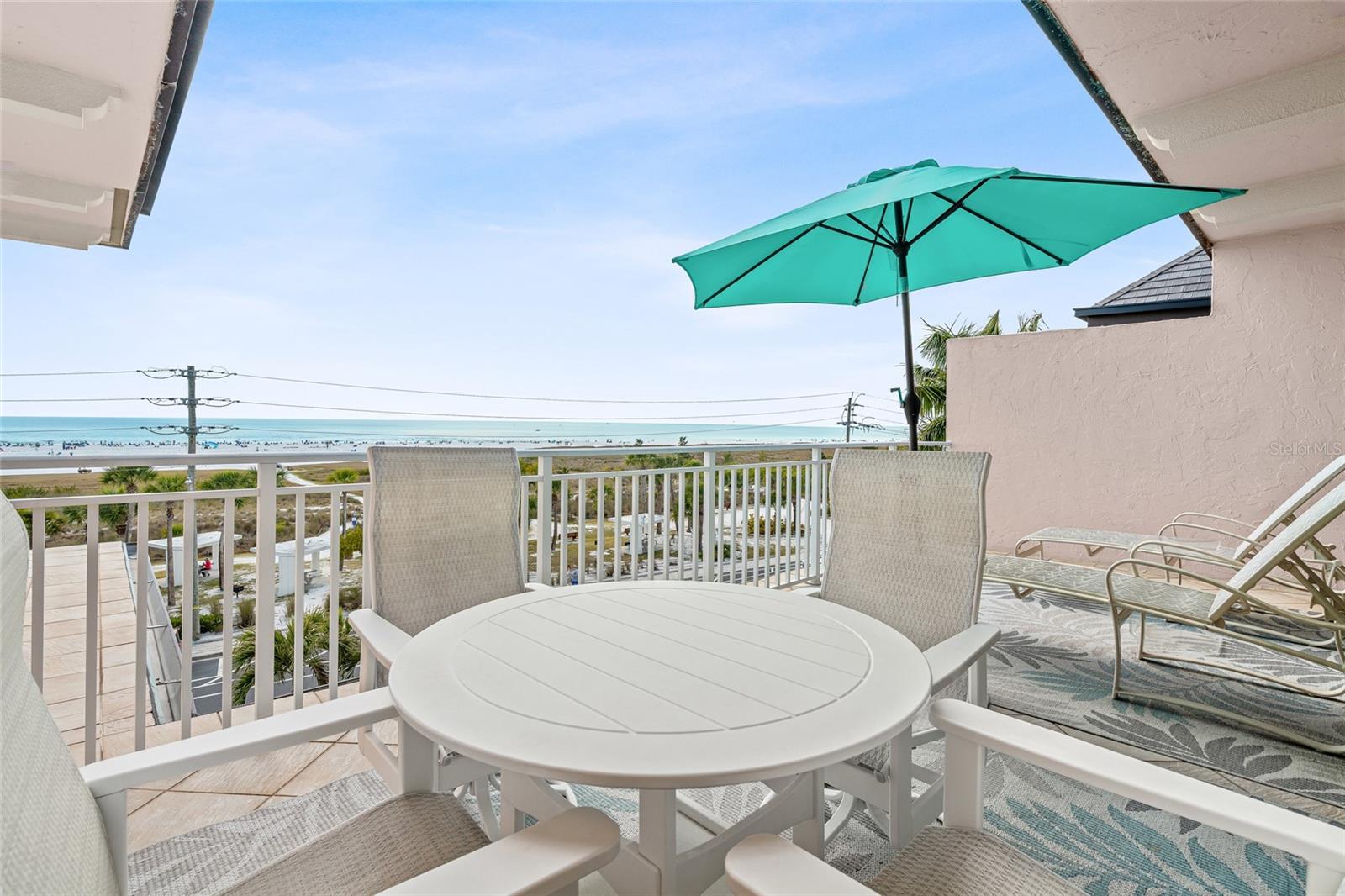 Image 30 of 38 For 711 Beach Road 408