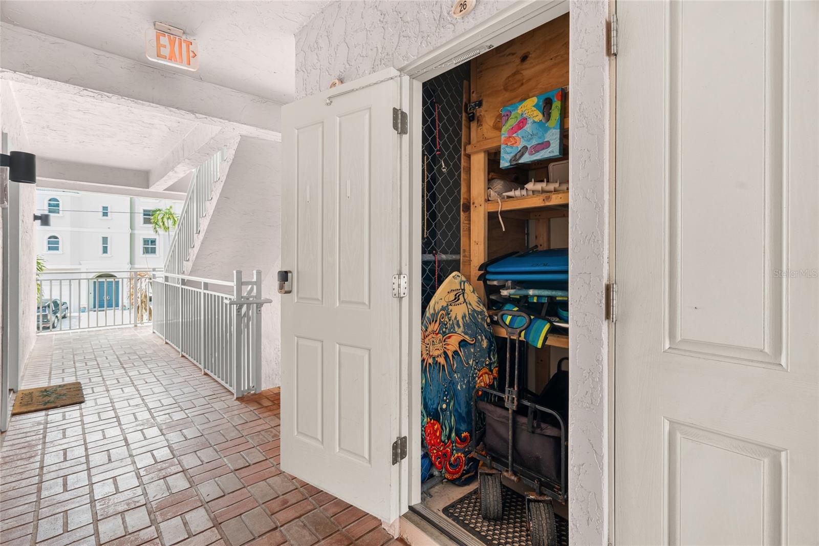 Image 34 of 38 For 711 Beach Road 408