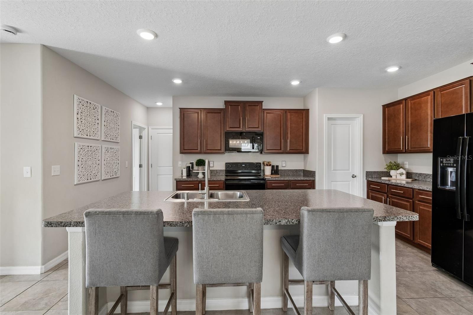 Image 15 of 77 For 11326 Sage Canyon Drive