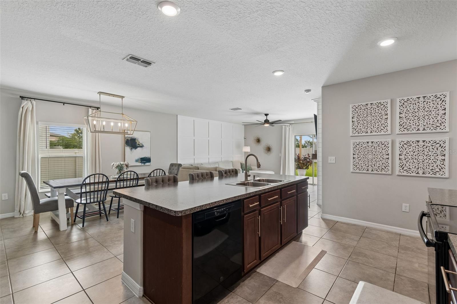 Image 16 of 77 For 11326 Sage Canyon Drive