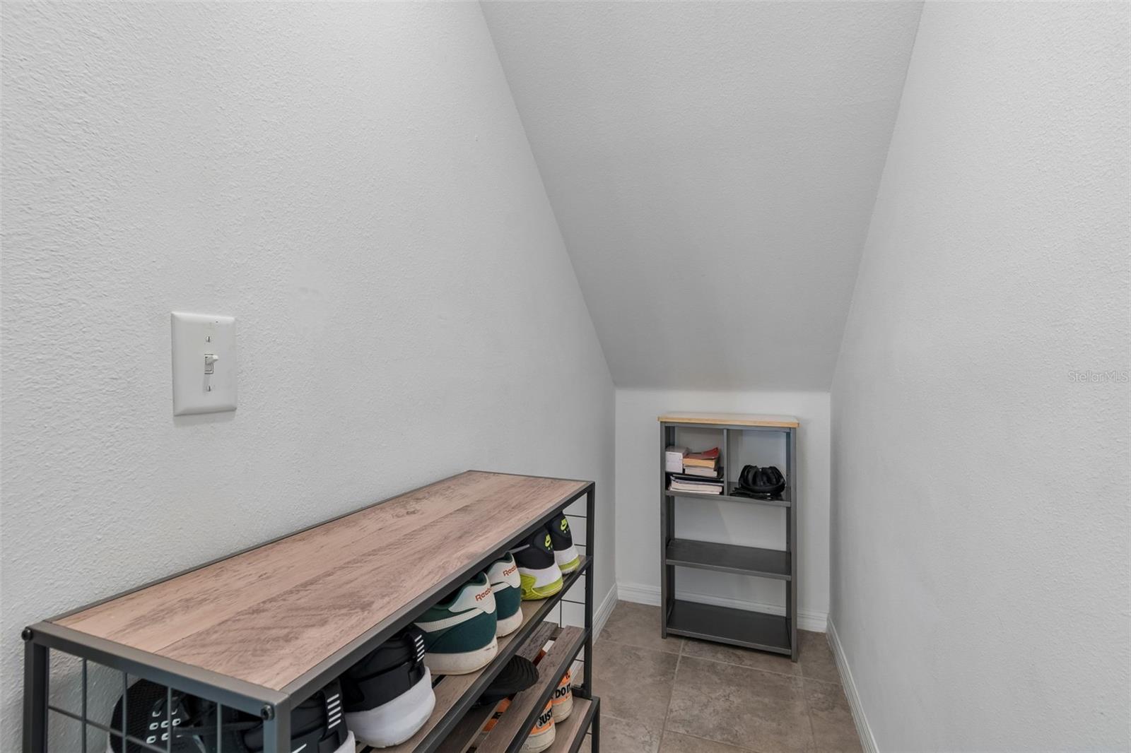 Image 27 of 77 For 11326 Sage Canyon Drive