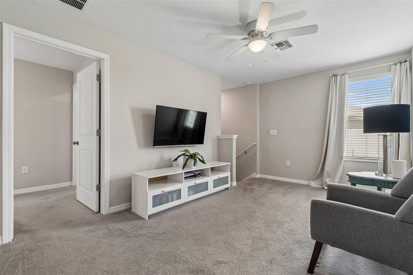 Image 29 of 77 For 11326 Sage Canyon Drive