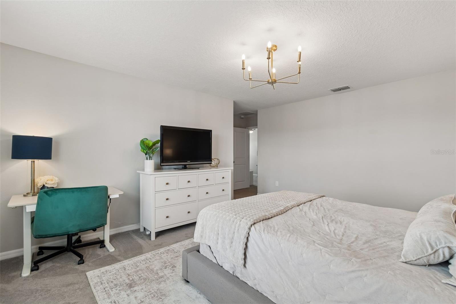 Image 32 of 77 For 11326 Sage Canyon Drive