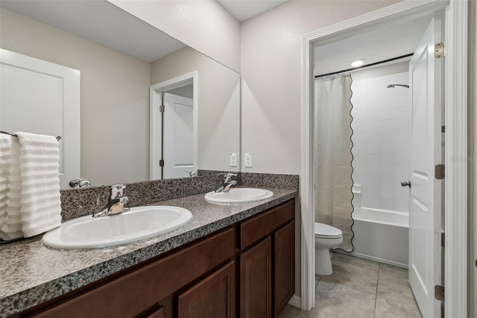 Image 49 of 77 For 11326 Sage Canyon Drive