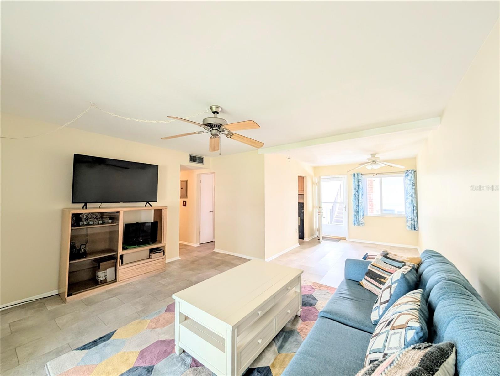 Image 12 of 47 For 5896 Garden Lane A27