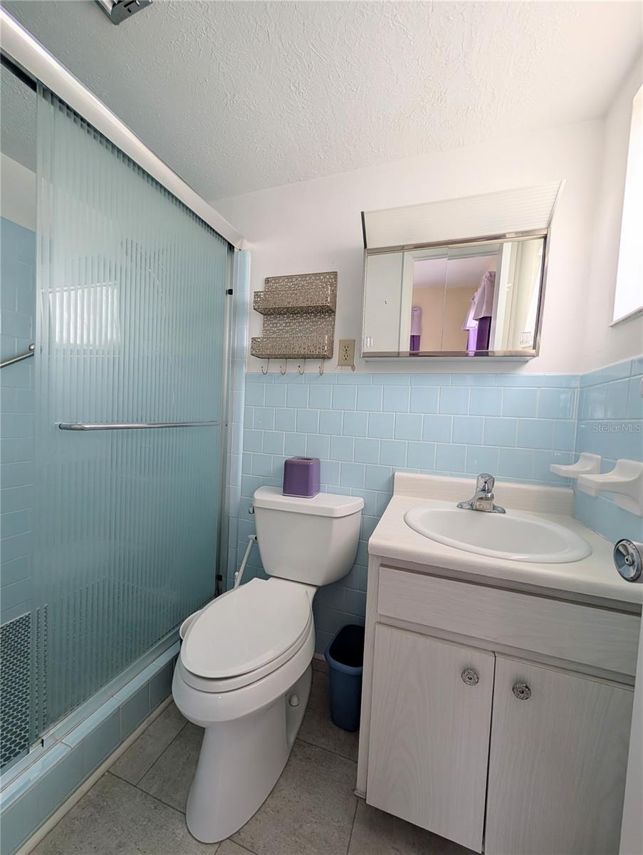 Image 20 of 47 For 5896 Garden Lane A27