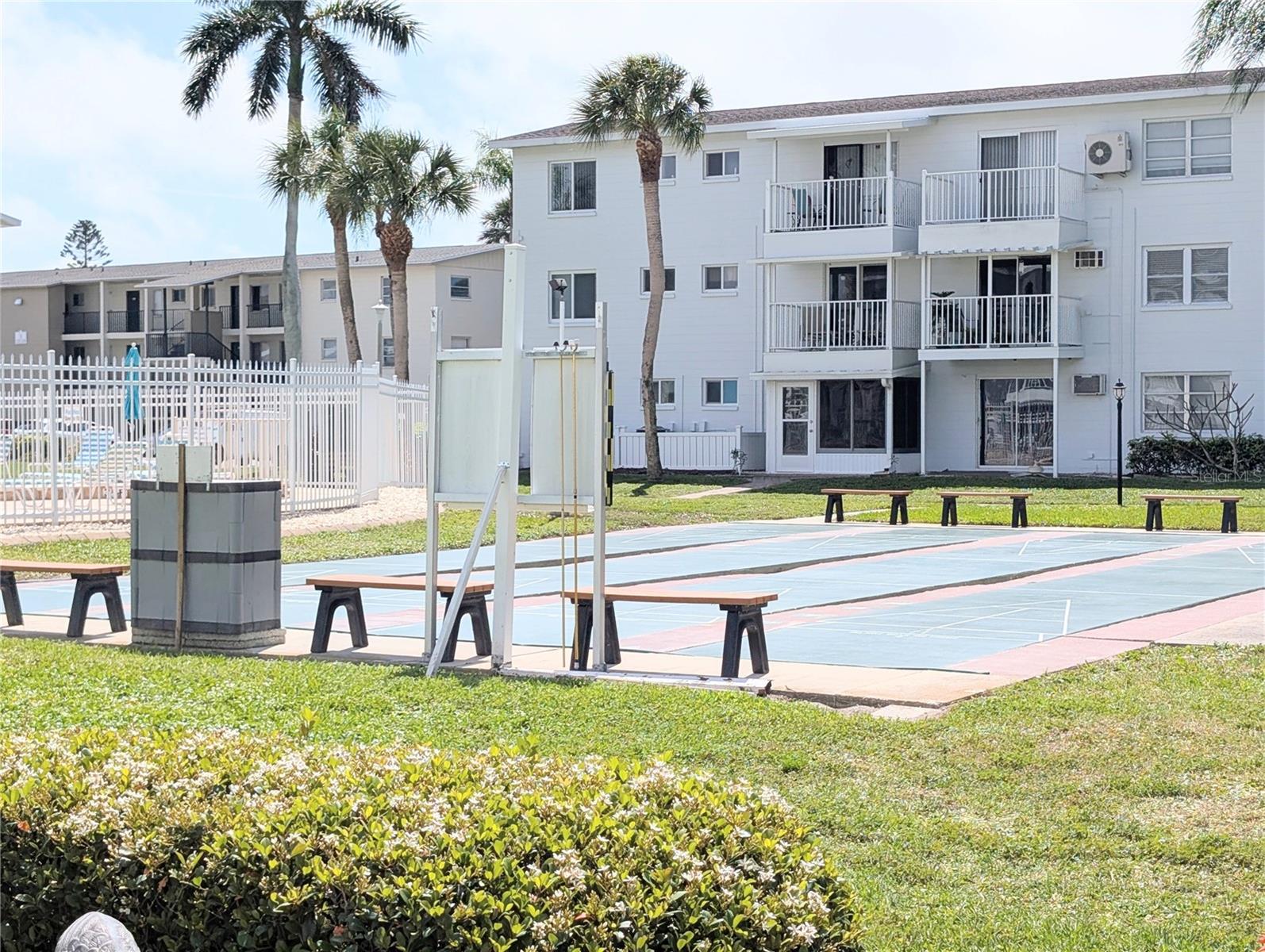 Image 34 of 47 For 5896 Garden Lane A27