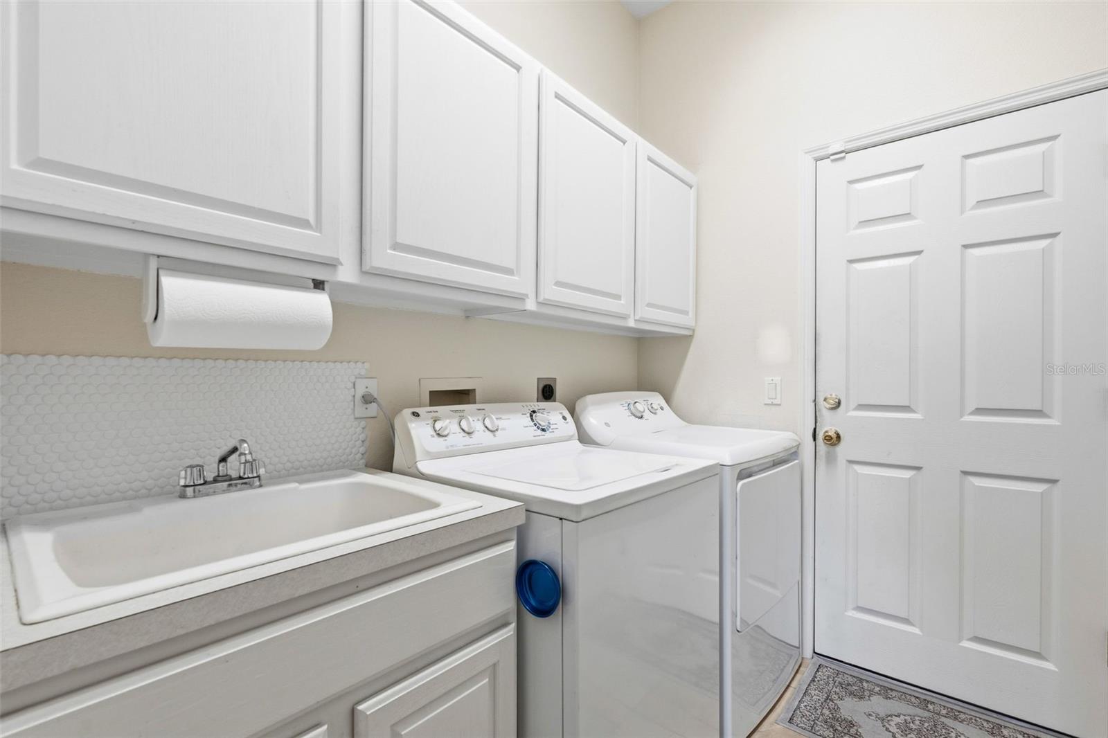 Image 42 of 71 For 11808 Soft Rush Terrace