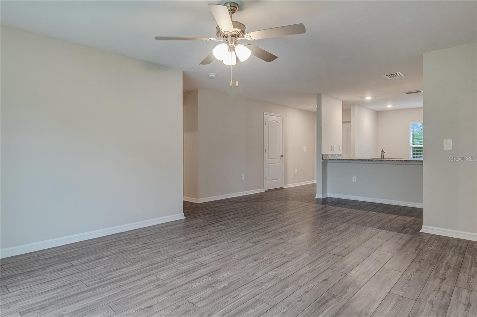 Image 14 of 27 For 4127 Snowdrop Street