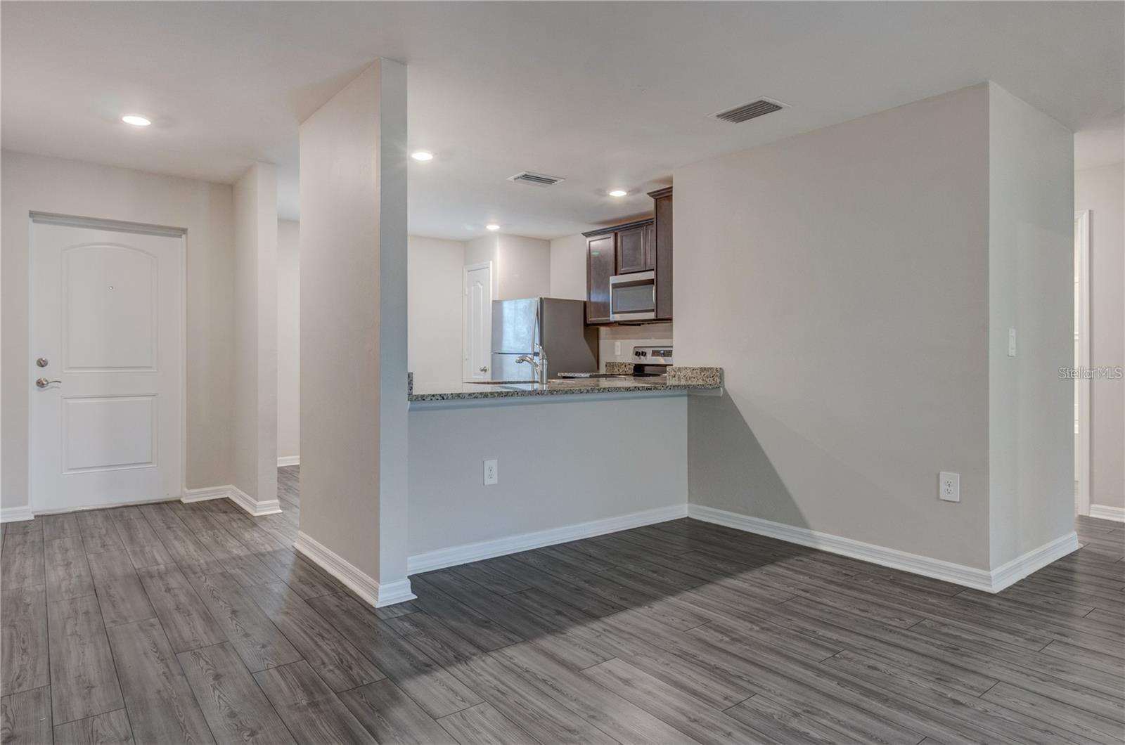 Image 5 of 27 For 4127 Snowdrop Street