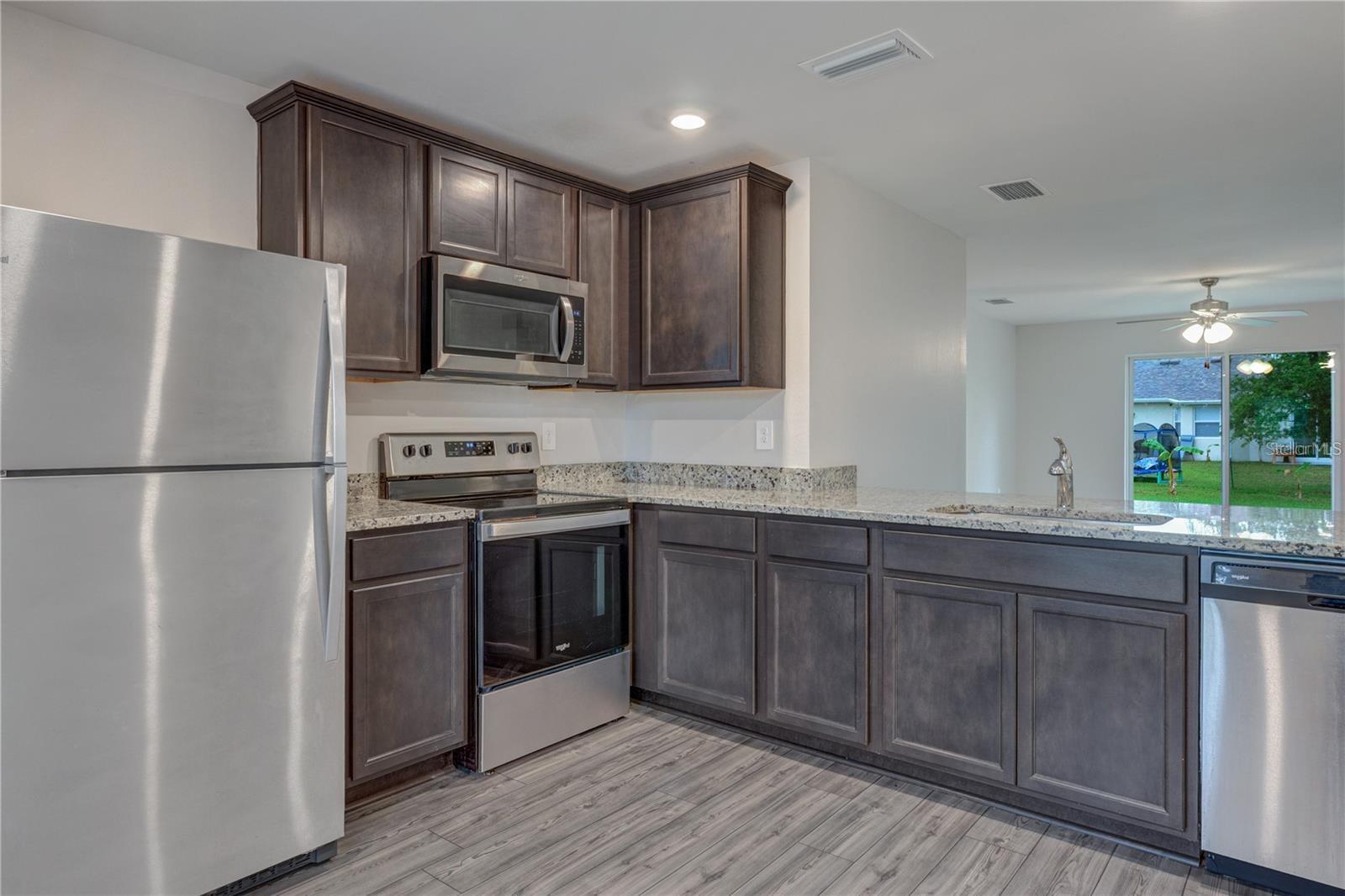 Image 8 of 27 For 4127 Snowdrop Street