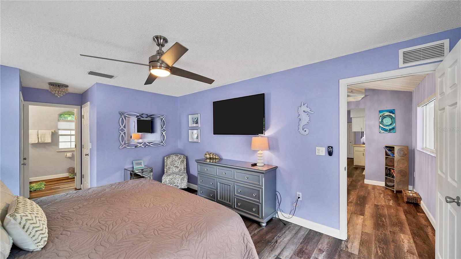 Image 8 of 32 For 5219 Inverness Drive