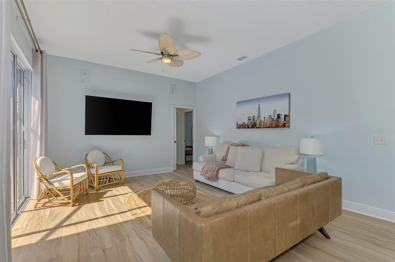 Image 11 of 59 For 5106 76th Street E