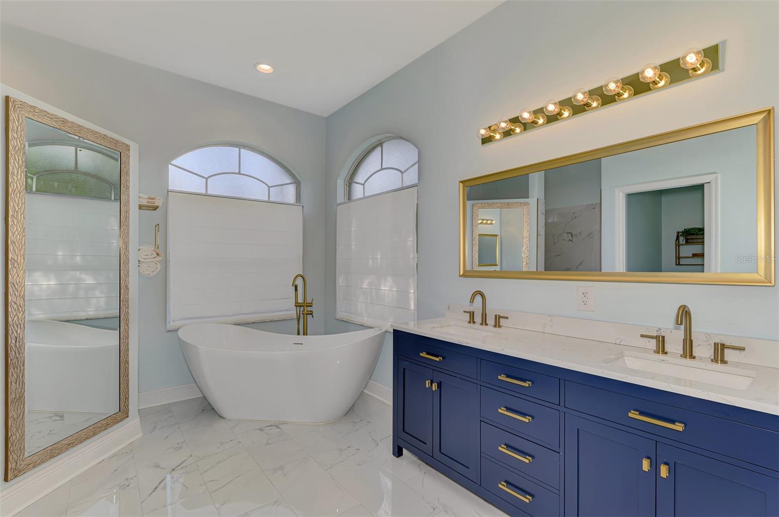 Image 28 of 59 For 5106 76th Street E