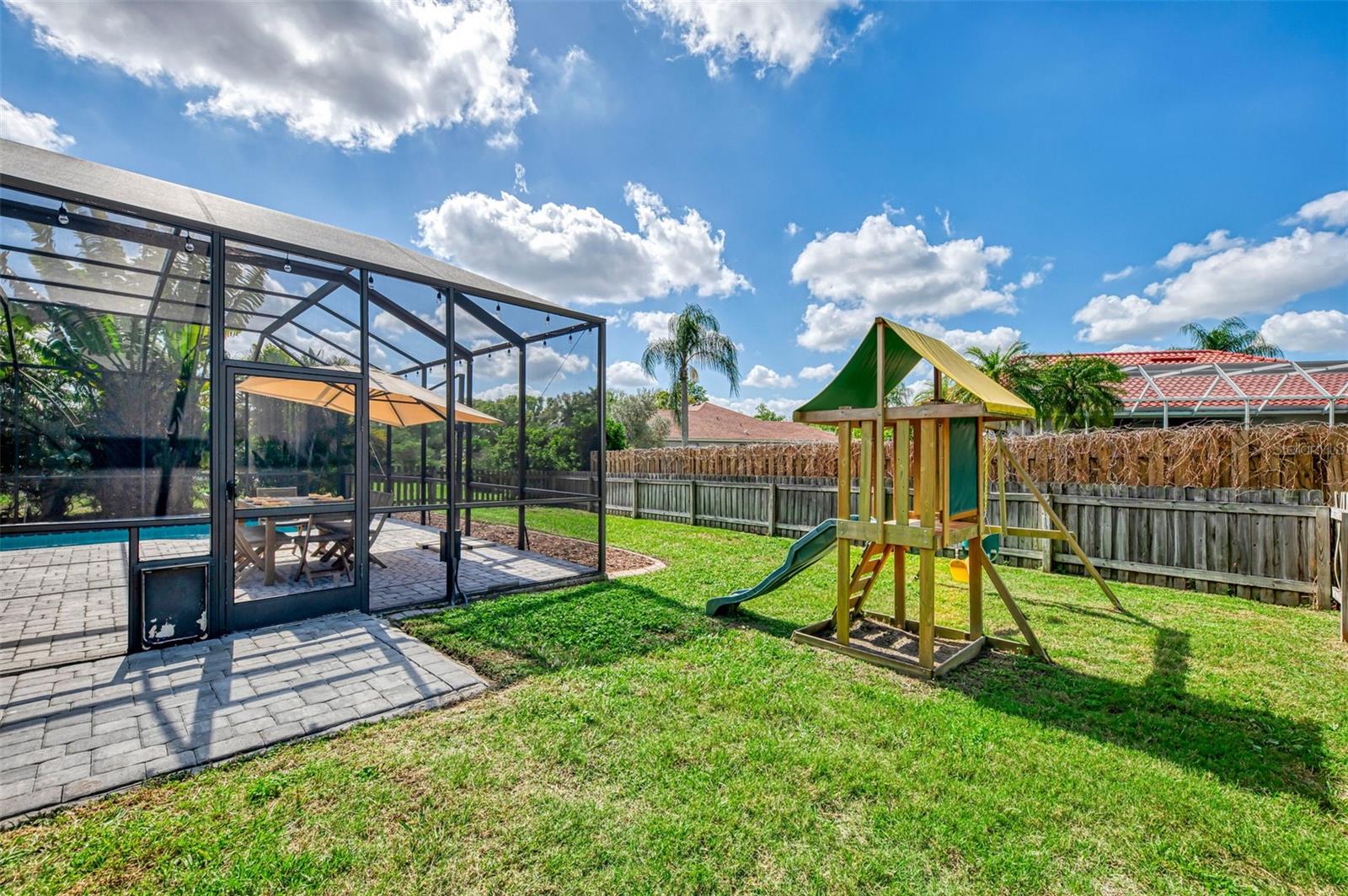 Image 52 of 59 For 5106 76th Street E