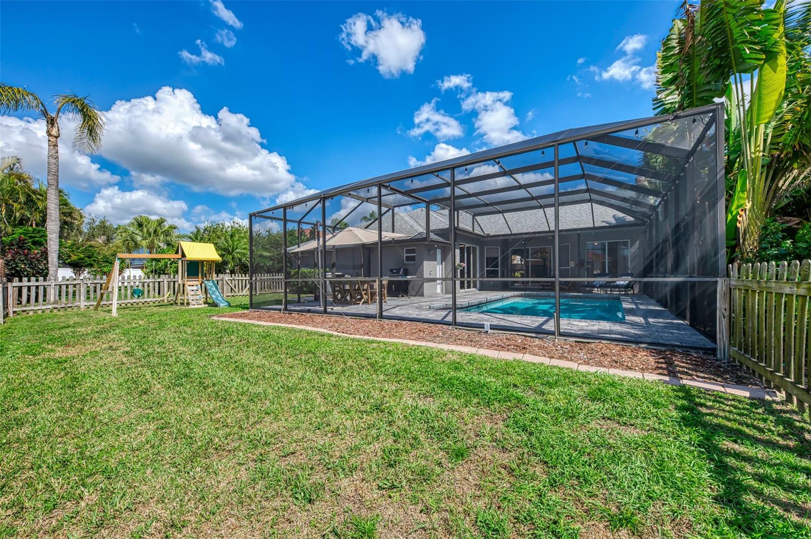 Image 54 of 59 For 5106 76th Street E