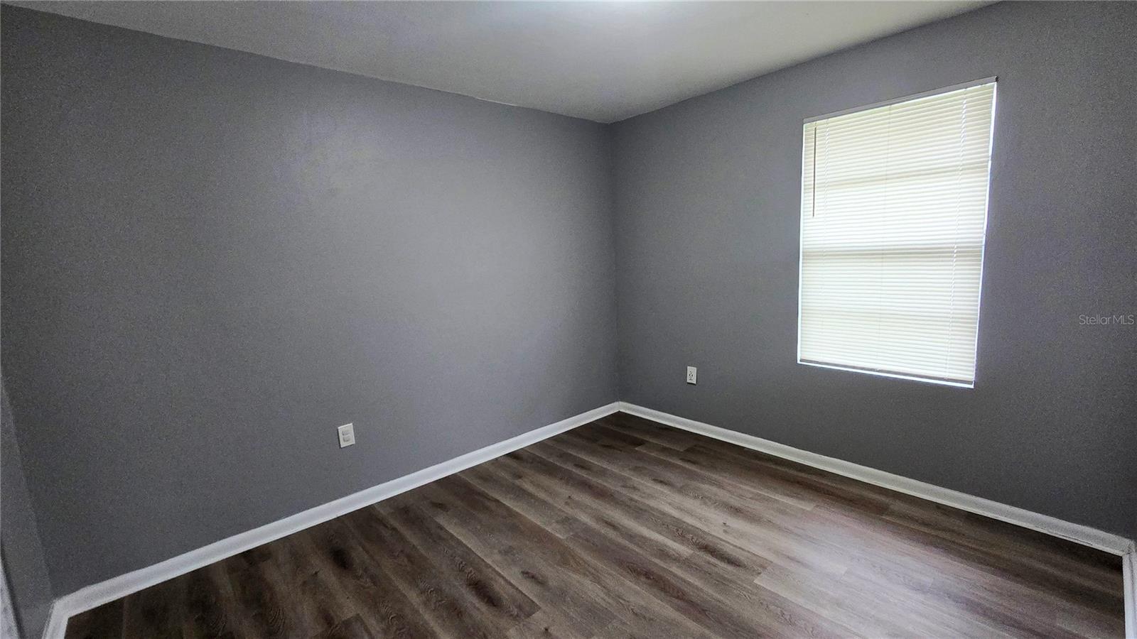 Listing photo id 10 for 3410 15th Street Sw