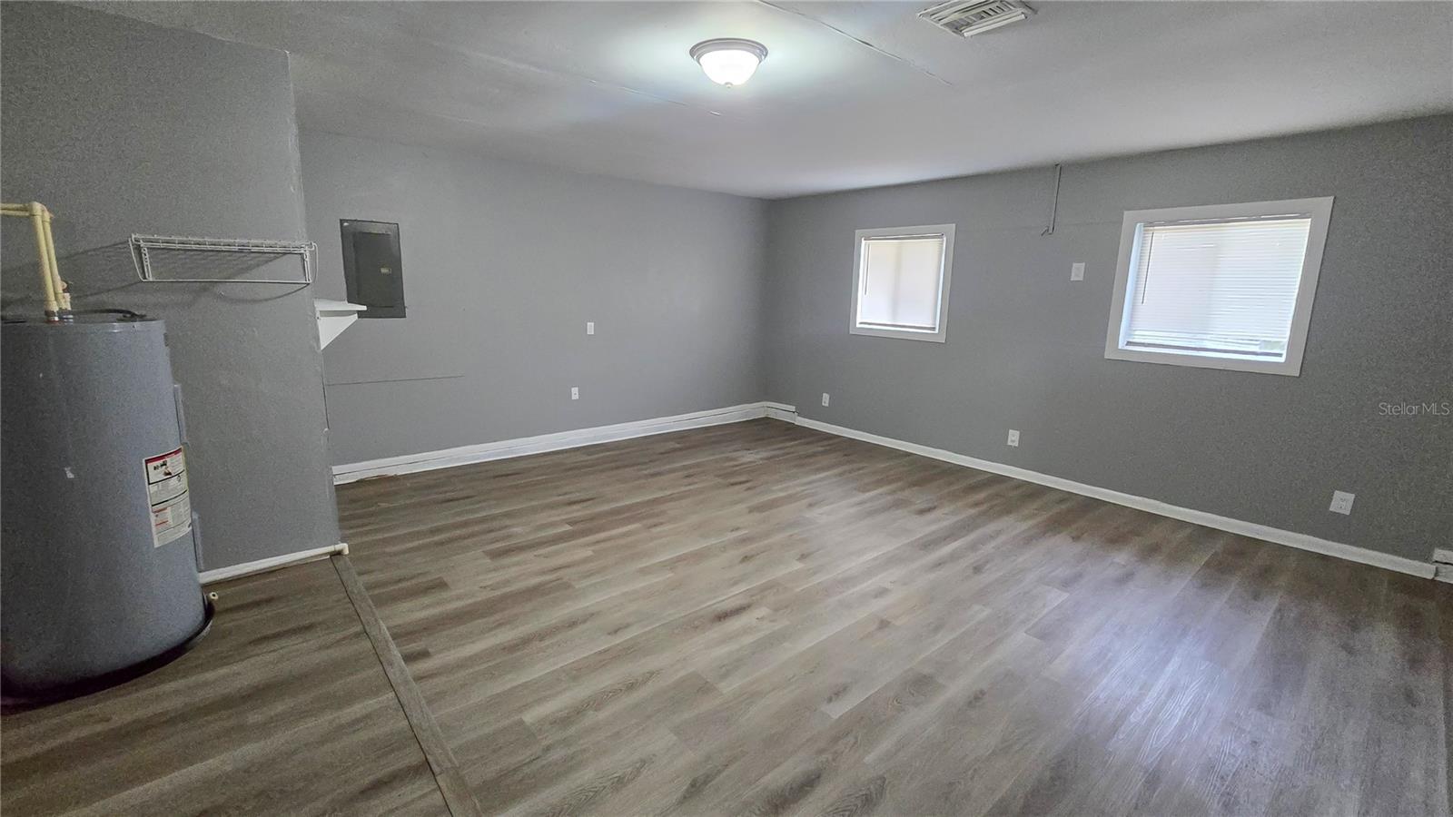 Listing photo id 14 for 3410 15th Street Sw