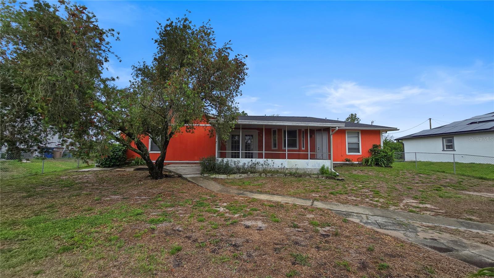 Listing photo id 28 for 3410 15th Street Sw