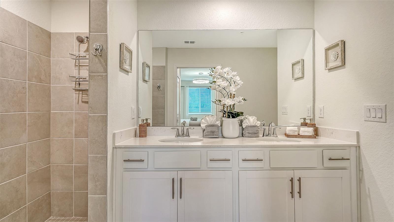 Image 24 of 89 For 12390 Wellen Golf Street 107