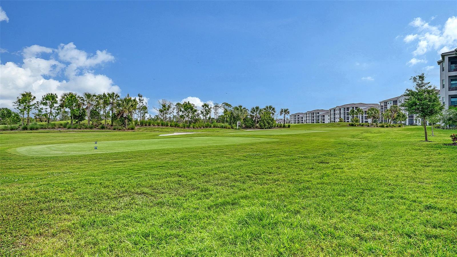 Image 40 of 89 For 12390 Wellen Golf Street 107