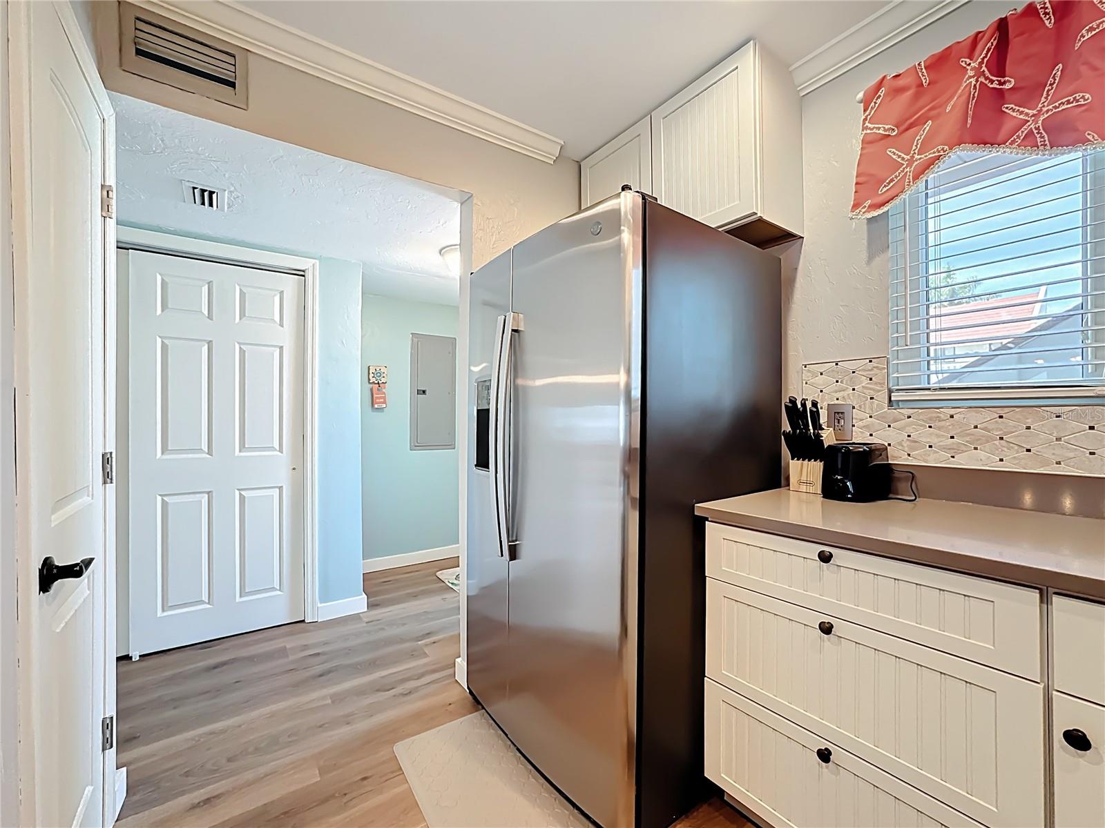 Image 12 of 58 For 1801 Gulf Drive N 173