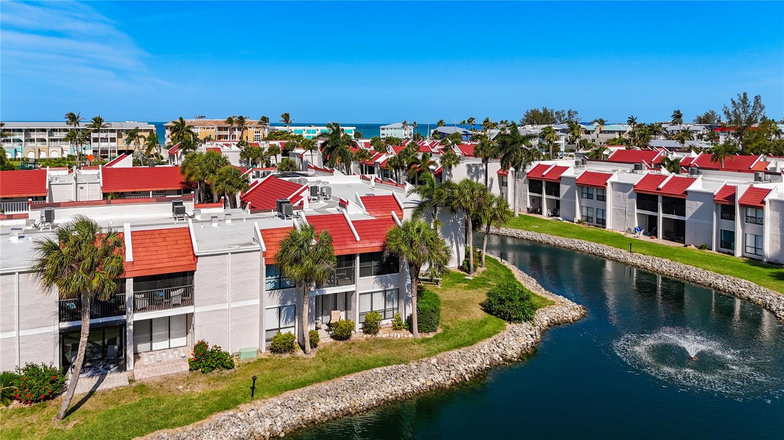 Image 38 of 58 For 1801 Gulf Drive N 173