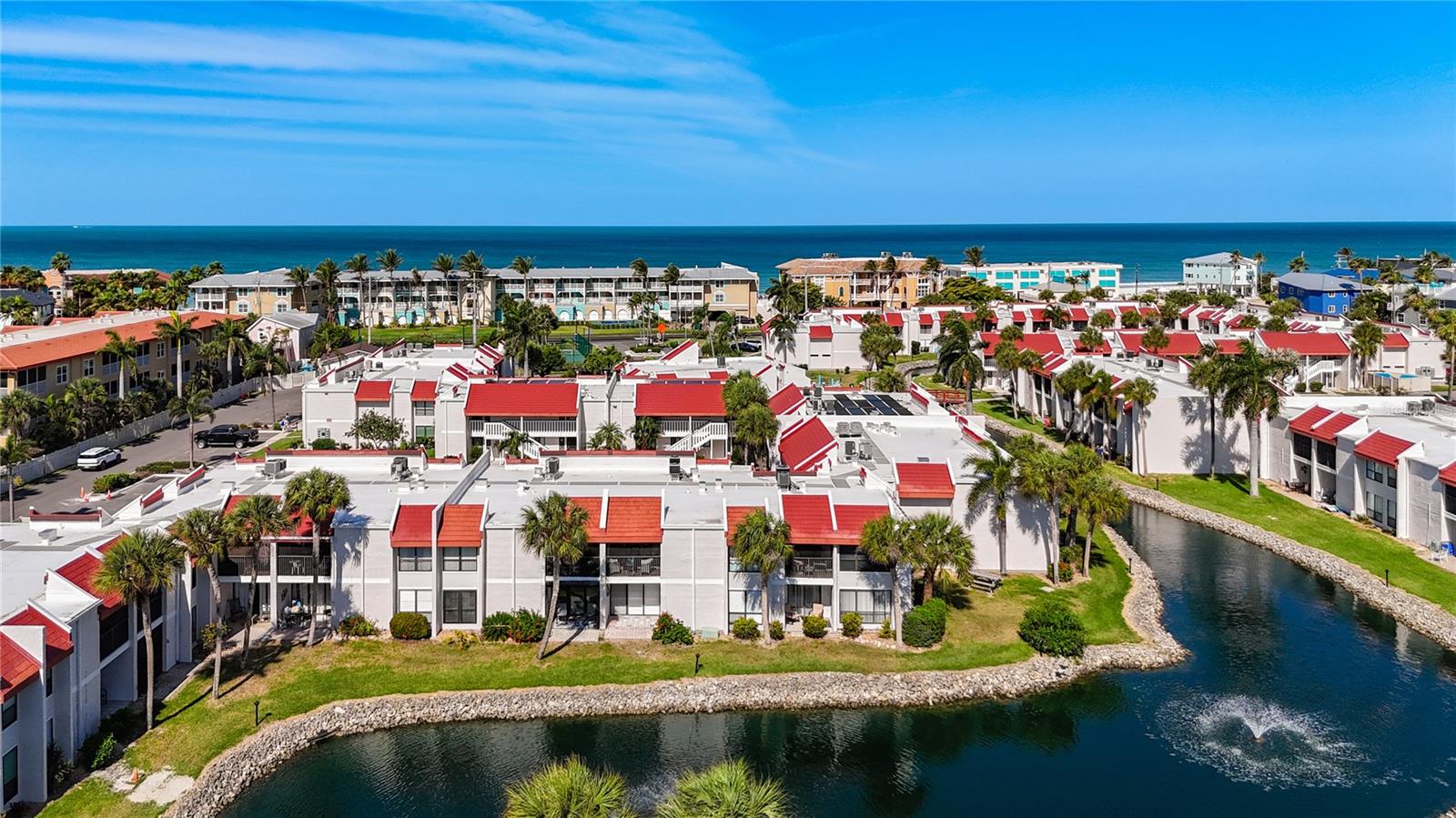 Image 42 of 58 For 1801 Gulf Drive N 173